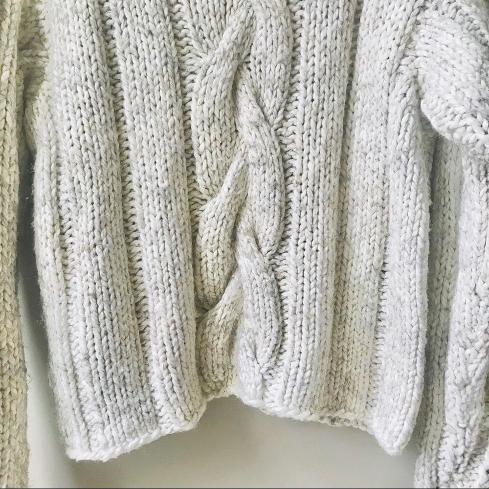Vintage Hand Knit Chunky Sweater Size Med Oatmeal - Picture 5 of 11
